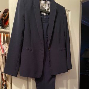 Tahari ASL 2 Piece Navy Pantsuit